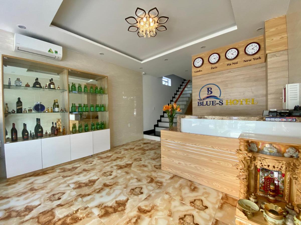 Blue-S Hotel & Apartment Da Nang Buitenkant foto